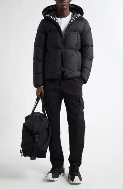 Moncler Montcla Water Repellent Short Hooded Down Jacket In Black