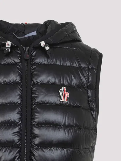 Moncler Karuras Down Jacket In Black