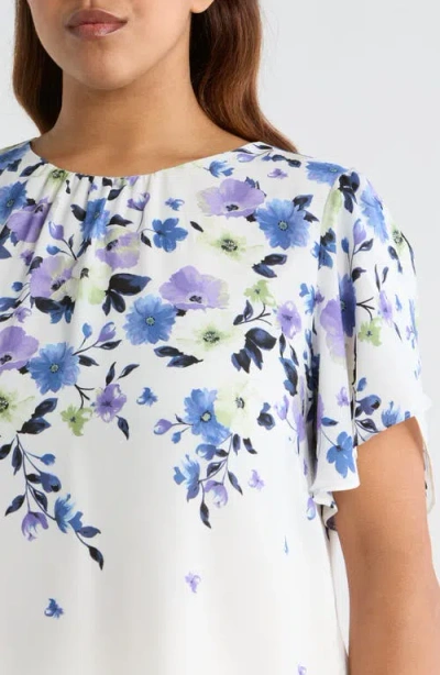 Kasper Flutter Sleeve Top In White