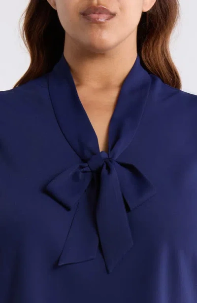 Kasper Sleeveless Tie Front Top In Blue