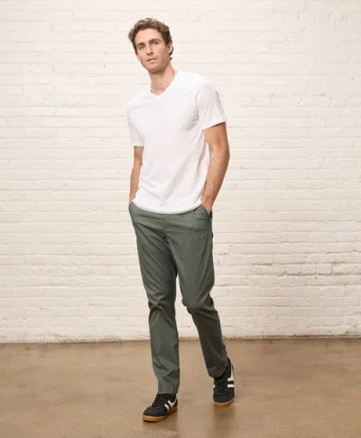 Pact Softspun Essential V-neck Tee In White