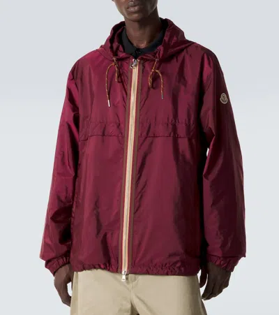 Moncler Hooded Jacket With Adjustable Hood For Men In Burgundy