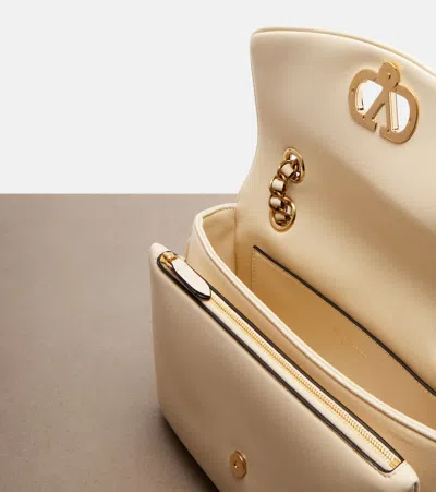 Valentino Garavani  Garavani Djuna Medium Chain Bag In Nappa Leather Woman Butter Uni In Neutral