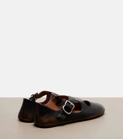 Alaïa Ld-finished Leather Criss-crossed Ballerinas In Brown