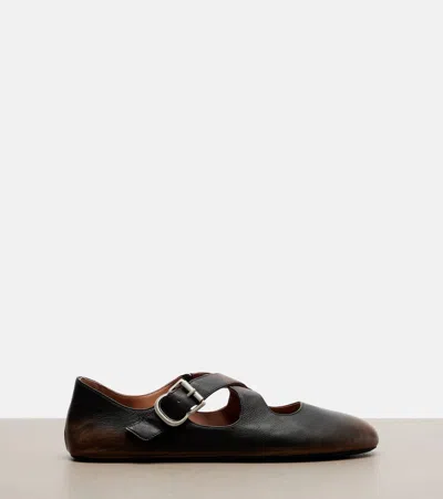 Alaïa Ld-finished Leather Criss-crossed Ballerinas In Brown