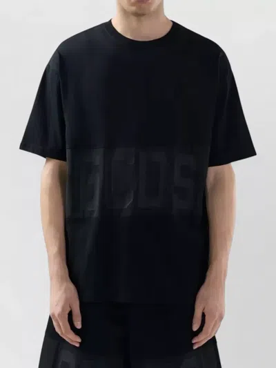 Gcds Man T-shirt Z0mlqc109j101 999b Band Logo Tonal Loose Ss T-shi Black In Black
