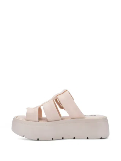 Melissa Pump Platform Sandals In Neutral