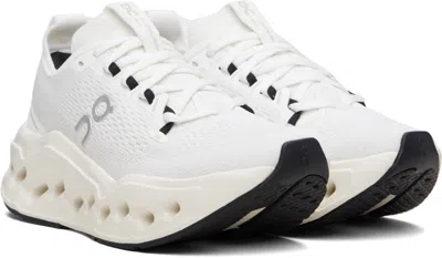 On Cloudsurfer Max Trainers In White