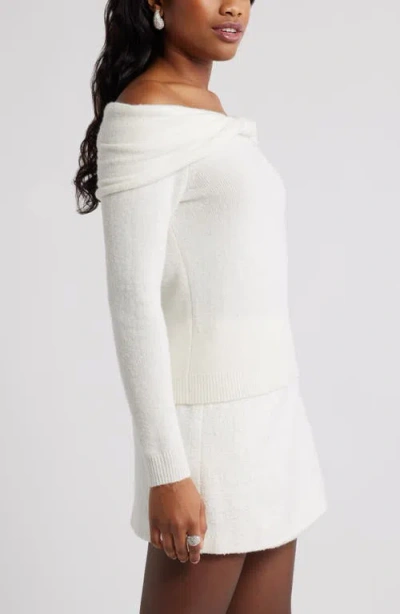 Open Edit Twisted Collar Sweater In White