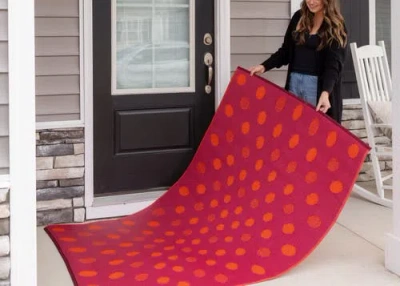 Mad Mats Dots Rug In Multi