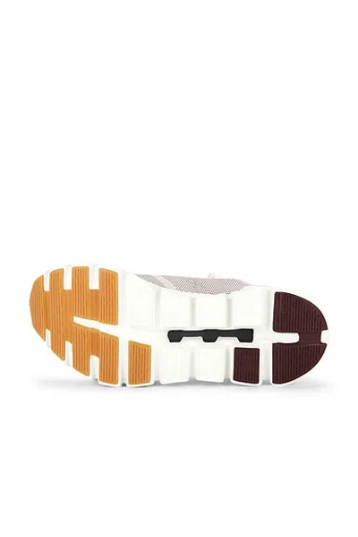 On Cloud 6 Versa Panelled Mesh-knit Sneakers In White