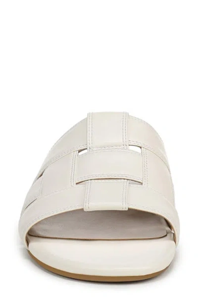 Vionic Glendora Slide Sandal In White