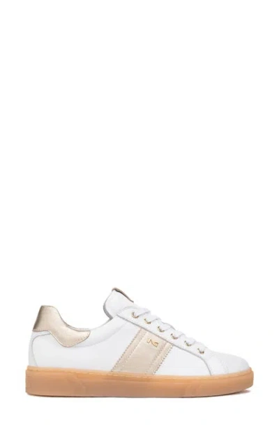 Nerogiardini Low Top Sneaker In White