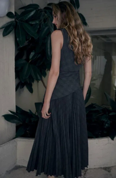 Mango Asymmetric Check Sleeveless Top In Gray