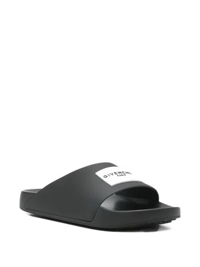 Givenchy Black Sandals With Wide Band And Contrasting Logo Patch In Rubber Man
