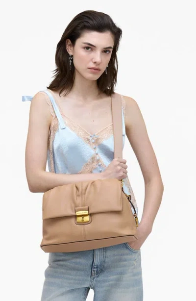 Marc Jacobs The Cristina Messenger Leather Shoulder Bag In Brown