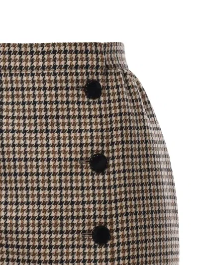 Valentino Rockstud Button-front Houndstooth Mini Skirt In Neutral