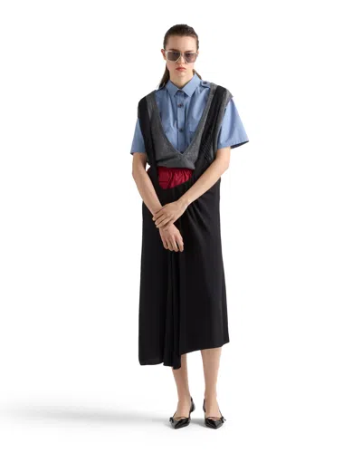 Prada Kaschmir-pullunder Mit V-ausschnitt In Gray