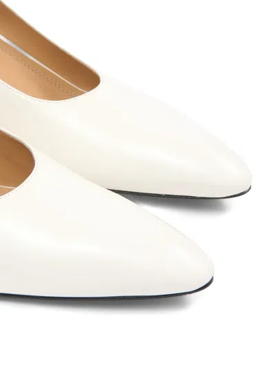 Maison Margiela Womens White H55 Pointed-toe Leather Courts Eur 40 / 7 Uk In Animal Print