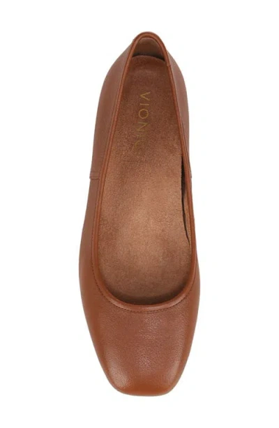 Vionic Orinda Square Toe Flat In Brown
