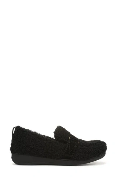 Vionic Imogen Faux Shearling Clog In Black