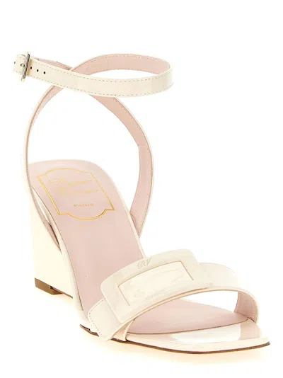 Roger Vivier Belle Vivier 60 Metallic Leather Wedge Sandals In White