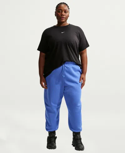 Nike Plus Size Sportswear Oversized Short-sleeve T-shirt In Black