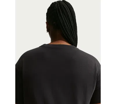 Nike Plus Size Sportswear Oversized Short-sleeve T-shirt In Black