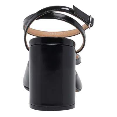 Maison Margiela Tabi Sandals In Brushed Leather In Black