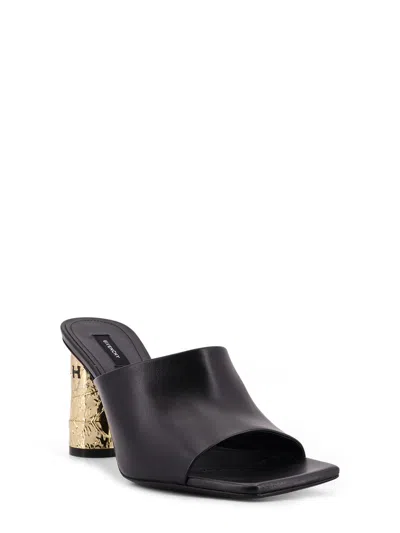 Givenchy Leather Sandals In Black