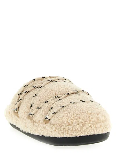 Moon Boot Mb Teddy Slipper Slipper-mule In Beige Shearling In Sand