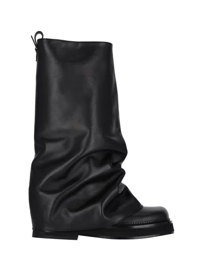 Attico Robin Black Boots With Square Toe And Logo Plaque On The Rear In Leather Woman