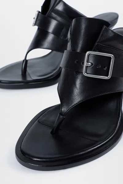 Ann Demeulemeester Bri Heeled Thong Sandals In Black