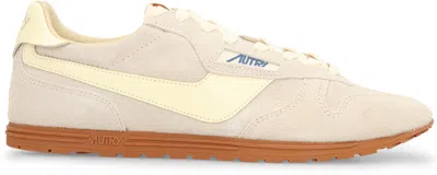 Autry Windspin Low Man Suede Leather Sneakers In Neutral