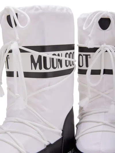 Moon Boot Boots White In Black