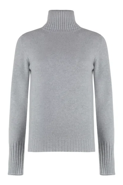 The (alphabet) Cashmere Turtleneck Pullover In Gray