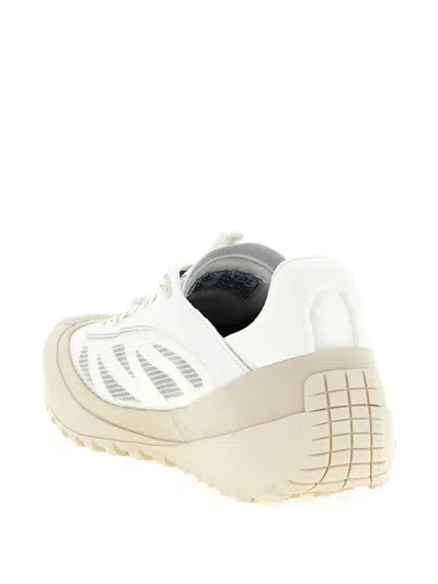 Moncler Trailgrip Lightweight Sneakers For Men In White