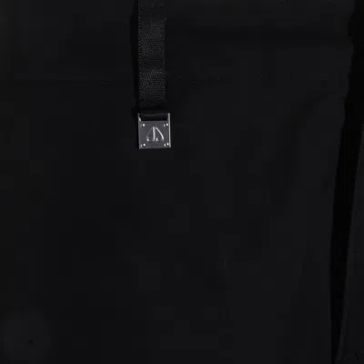 Moose Knuckles Pocket Cargo Shorts In Black