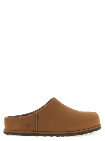 Ugg Otzo Clogs In Brown