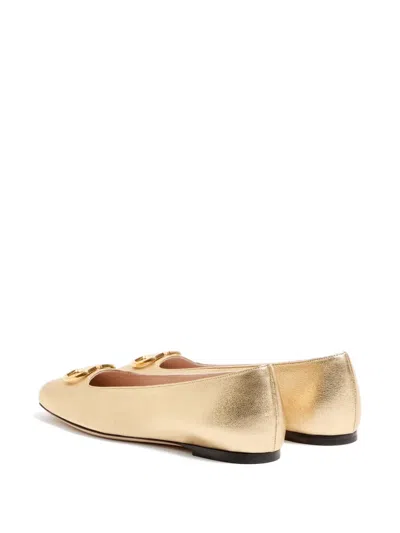 Valentino Garavani Vlogo Signature Ballerinas In Laminated Nappa Leather In Gold