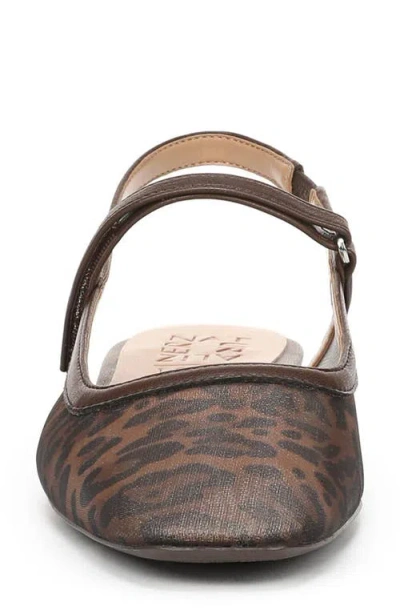 Naturalizer Connie Slingback Flat In Brown