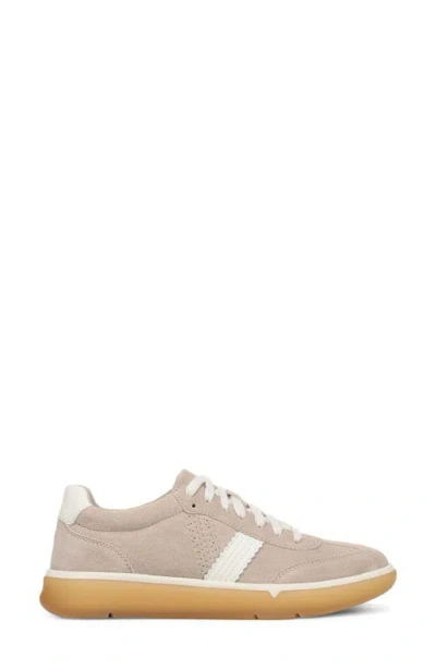 Vionic City Walk Platform Sneaker In Brown