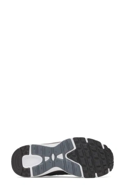 Under Armour Ua Tech Runner Sneaker In Black