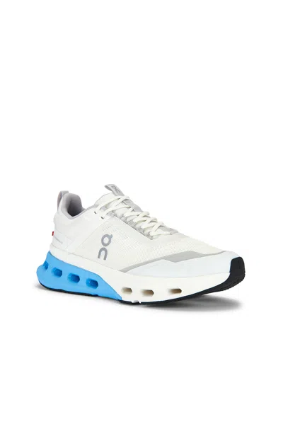 On Cloudnova X In Blue