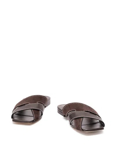 Tod's Flat Leather Sandals With Crossed Straps Shoes In Brown