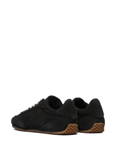 Axel Arigato Daze Runner Black Sneaker With Logo On The Tongue And Grooved Sole In Suede Man