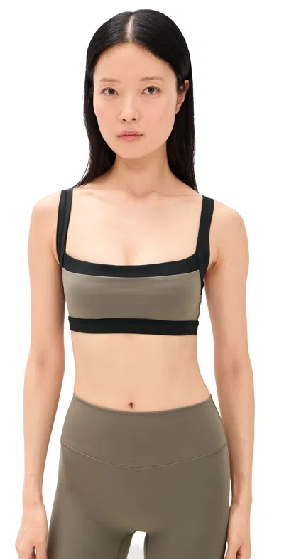 Form Layered Bra Walnut/black In Brown