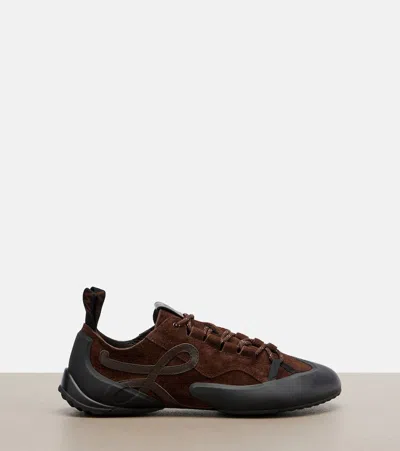 Loewe Grip Panelled Suede Sneakers In Brown
