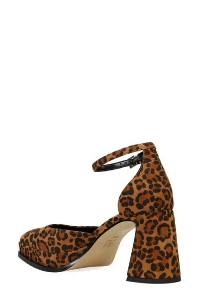 Pelle Moda Dolli Suede Pump In Brown