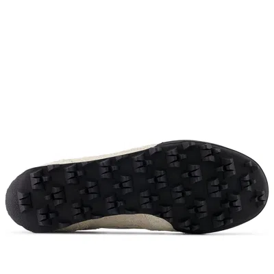 New Balance Mens Star Burst Sea Salt Gator Run Suede Trainers In White